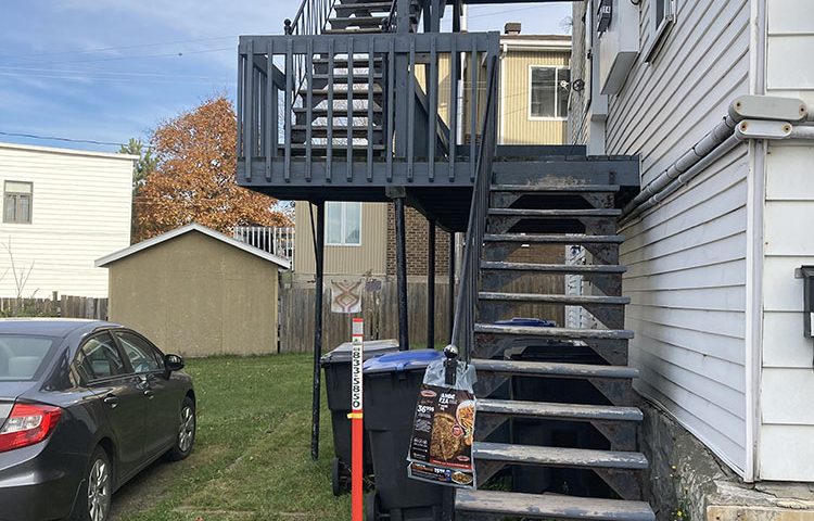 Peintre extérieur à Lévis– Marcel Nault Peintre